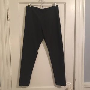 Grey “tweed” print leggings